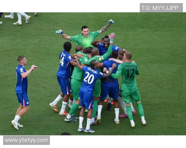 法国足球明星的辉煌历程与国际赛场上的传奇表现